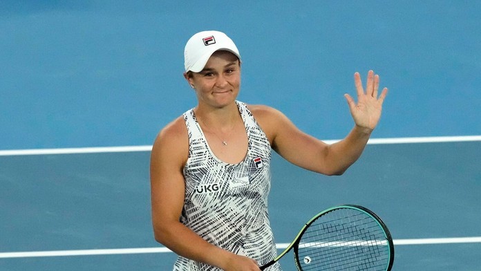 Bartyová sa teší z postupu do štvrťfinále.