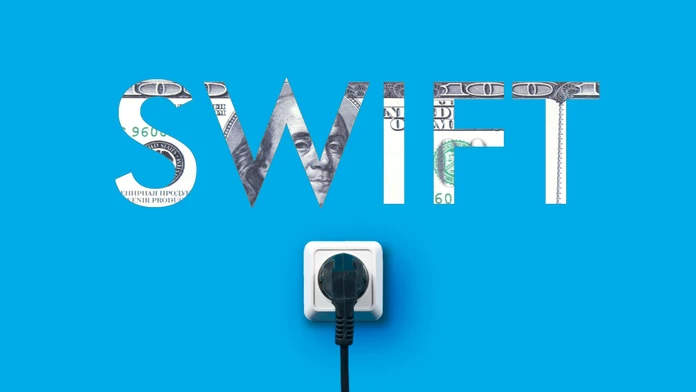 Západ si stále necháva v zálohe jednu z najtvrdších sankcií. Čo by pre Rusko znamenalo odpojenie od SWIFT-u?