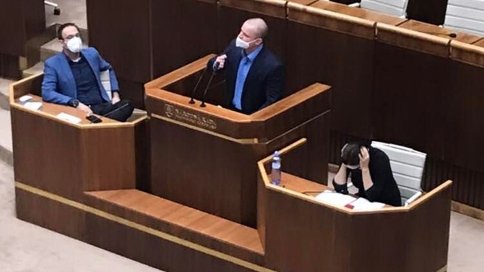 Milan Mazurek a ministerka Mária Kolíková.