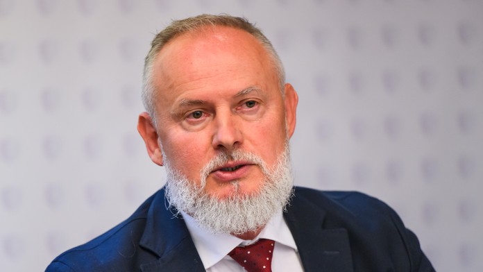 Na snímke podpredseda Lekárskeho odborového združenia (LOZ) Ján Sýkora.