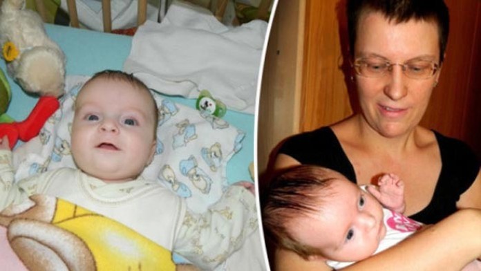 Jane operovali mozog a zároveň pri tom rodila