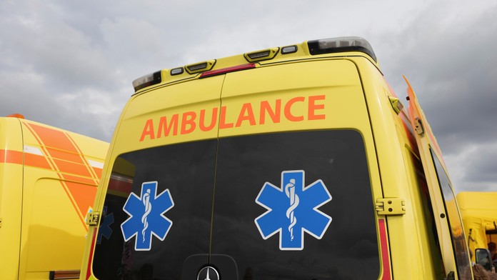 Tragédia neďaleko slovenských hraníc. Chlapec (†12) zomrel po tom, ako na neho zrejme spadla bránka