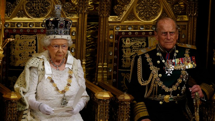 Kráľovná Alžbeta II. počas prejavu pred novým britským parlamentom.