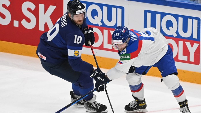 Dvaja Slováci popísali nové zmluvy, zostávajú v ruskej KHL