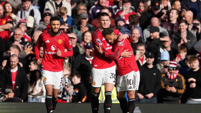 Futbalisti Manchestru United sa tešia z gólu