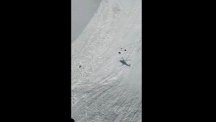 Lavína pod Jakubinou strhla dvojicu Slovákov.