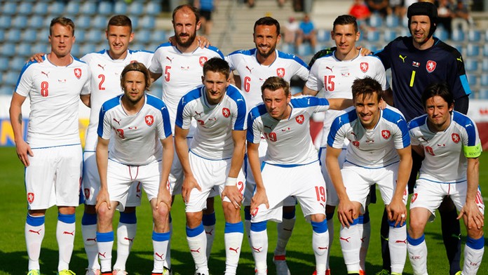Českí futbaloví reprezentanti na archívnej snímke.