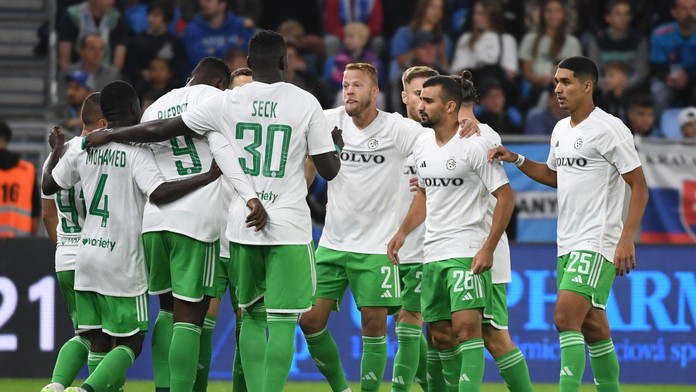 Hráči Maccabi Haifa sa tešia z gólu