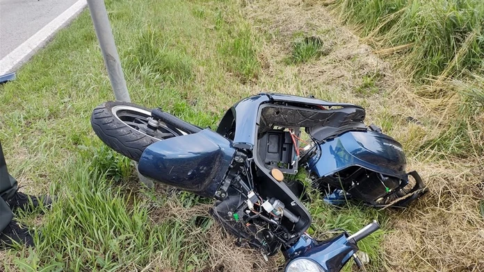 Pri dopravnej nehode zahynul 54-ročný motocyklista. 