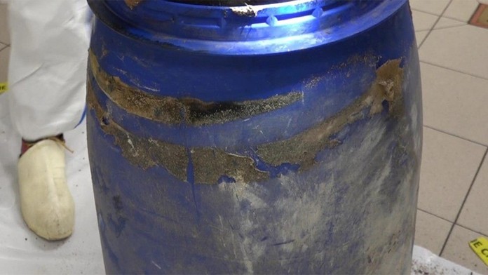 Telo Slováka našli v sude.