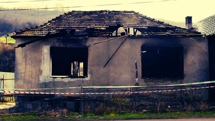 Polícia v prípade požiaru domu v Hodejove začala trestné stíhanie