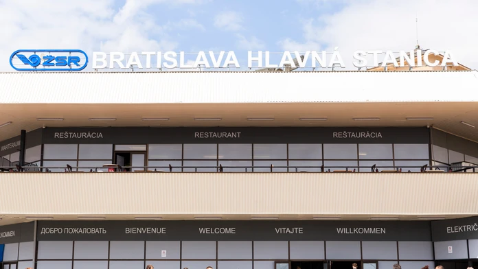 Ráž ukázal, čo bude s hlavnou stanicou v Bratislave. Pre cestujúcich má dve správy