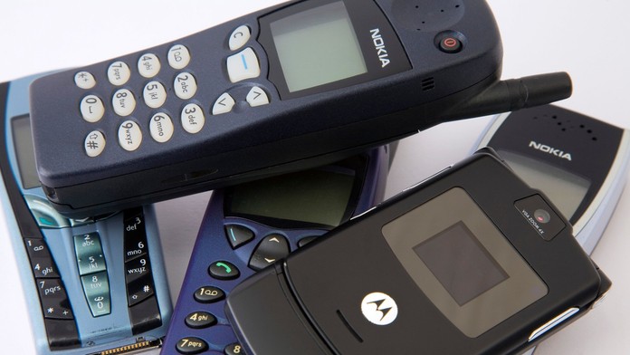 Možno ani len netušíte, aký poklad máte doma. Za obľúbené staré mobily viete získať tisíce eur