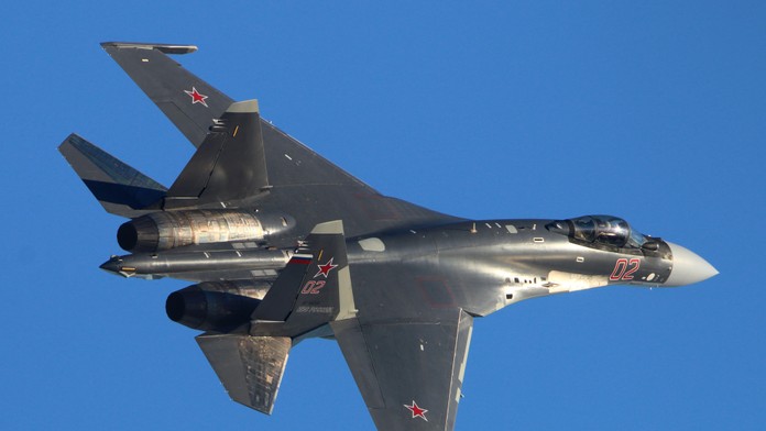 Ukrajinci sa k útoku nehlásia. Rusi si zrejme svoju najmodernejšiu stíhačku zostrelili sami