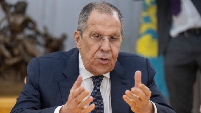 Lavrov obvinil Dánsko, že s Grónčanmi zaobchádza ako s menejcennými. Rusko bude na militarizáciu ostrova reagovať