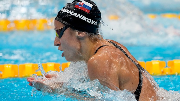 Andrea Podmaníková na OH v disciplíne 100 metrov prsia.