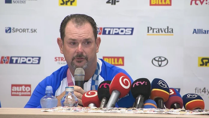 Rory Sabbatini na tlačovej besede po prílete z Tokia.