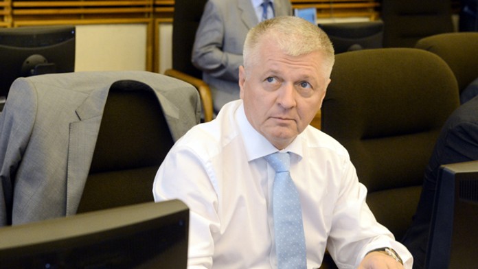 Minister hospodárstva Pavol Pavlis na rokovaní vlády.