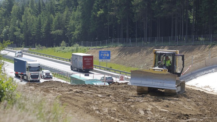 Pri Brne začali rozširovať diaľnicu D1, obmedzenia sa dotknú aj vodičov zo Slovenska