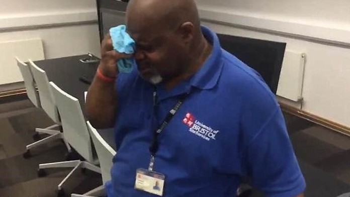 Herman Gordon dostal od študentov 1 500 libier