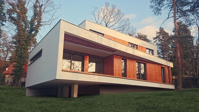 Rodinný dom v Bratislave, ktorý obsadil v súťaži Drevostavba roka 3. miesto.