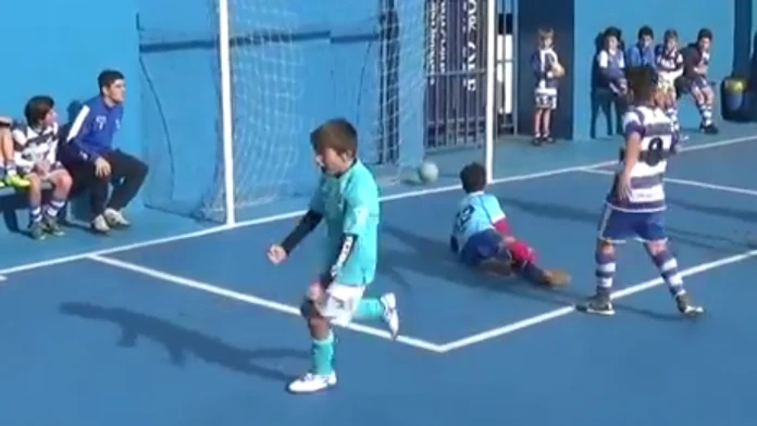 Thiago Cruz Fernandez v akcii.