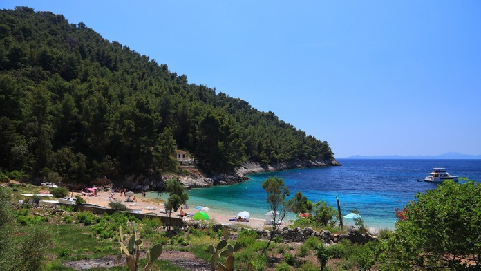 Ďalší problém s výkalmi. Tentoraz zamorili vyhľadávaný chorvátsky ostrov