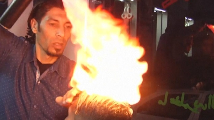 Miestny stylista je tu populárny.