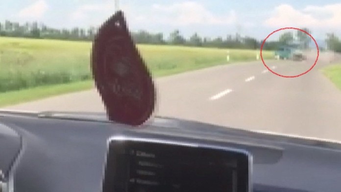 Pri nehode vyhasol mladý život.