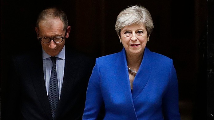 Theresa Mayová na Downing Strret