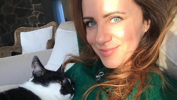 Frederik Andersen z Toronta reaguje proti Philadelphii.