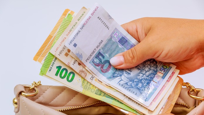 Pri platení v hotovosti v Chorvátsku zbystrite pozornosť. Falzifikátov je tam čoraz viac