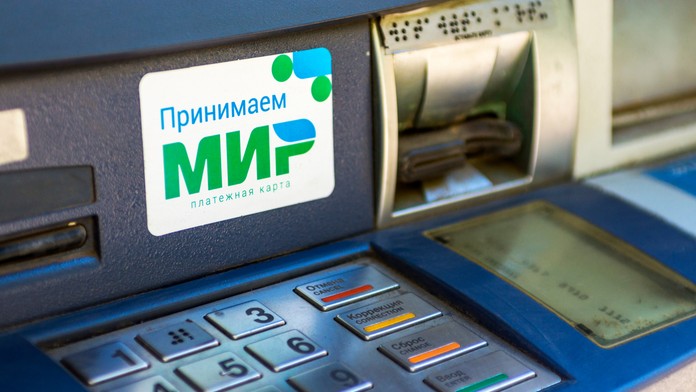 Rusom sa zužujú možnosti. Ruský platobný systém prestala používať ďalšia krajina