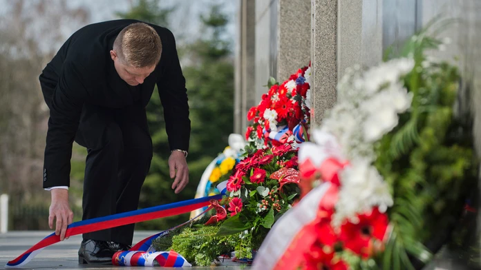 Robert Fico na Slavíne.