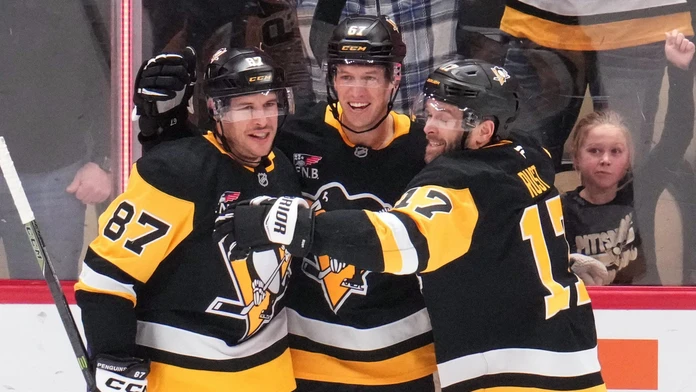 VIDEO: Asistencie Slafkovského Montrealu na triumf nestačili. Sidney Crosby prekonal klubový rekord
