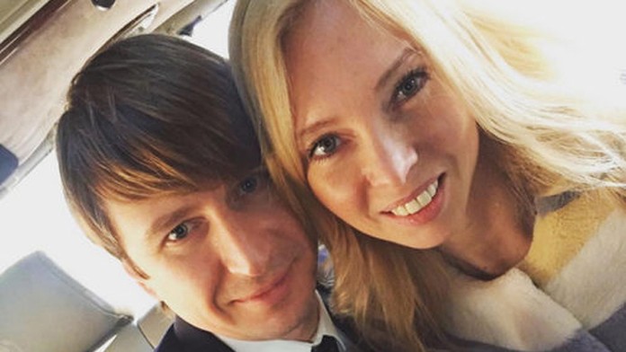 Dlhoročný pár Tatiaja Totmianinová a Alexej Jagudin sa stali manželmi.