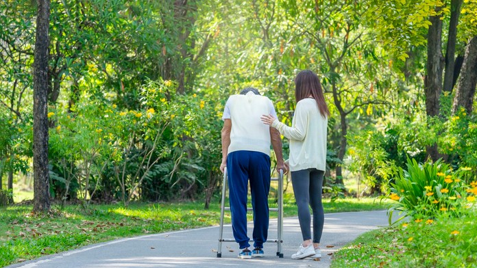 Pre chybnú diagnózu trpí neznesiteľnými bolesťami. Ak Petr na súde uspeje, v Česku by mohli uzákoniť eutanáziu