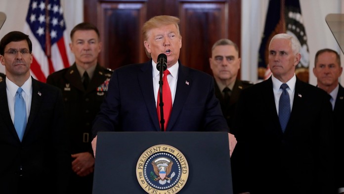 Donald Trump počas vyhlásenia po útokoch na základne..jpg