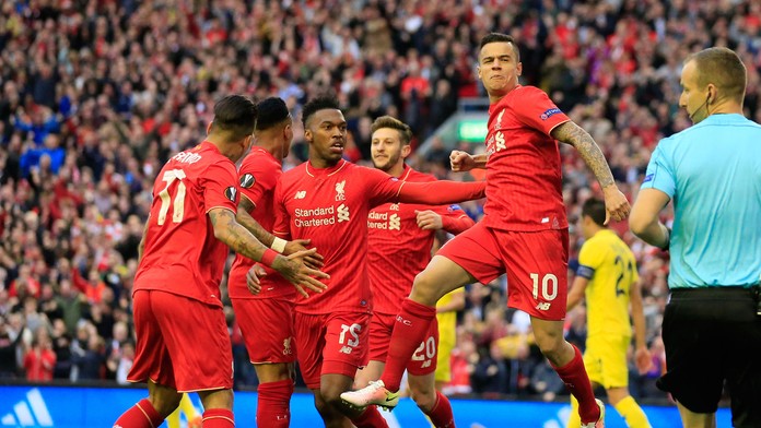 Philippe Coutinho sa raduje z gólu do siete Villarrealu v odvetnom súboji semifinále EL.