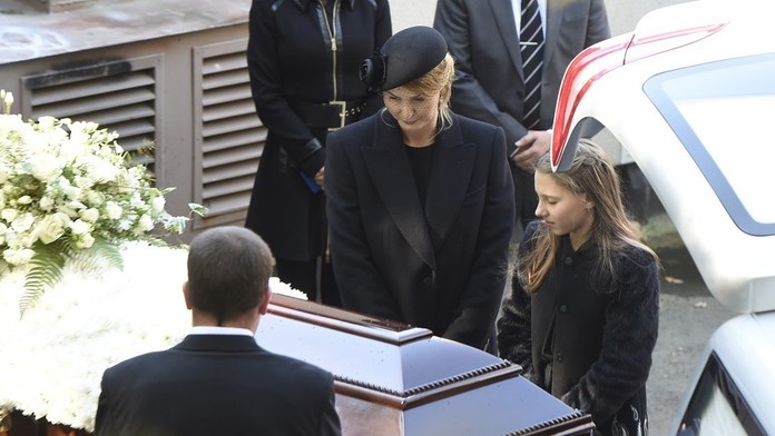 Zbohom dala otcovi aj dcéra Dominika