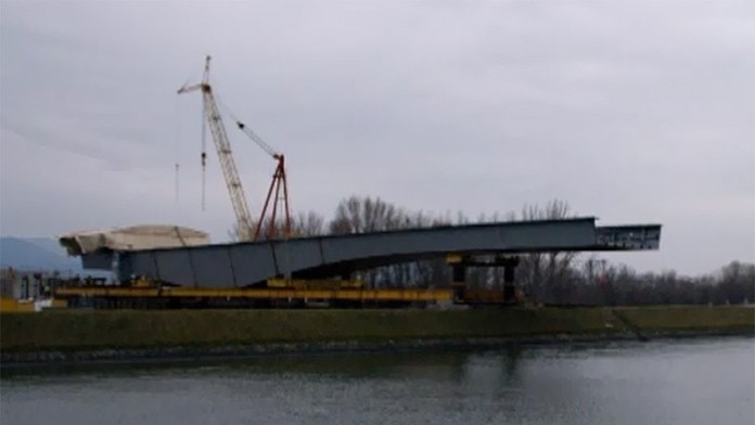 Posúvanie mosta.jpg