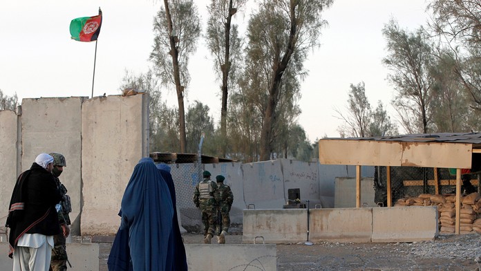 Boje neďaleko letiska v Kandaháre