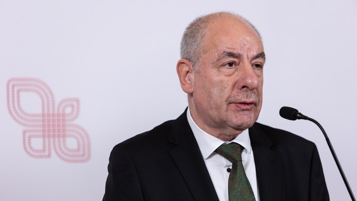 Tamás Sulyok od pondelka nebude maďarským prezidentom. Po podpise novely ústavy jeho mandát zanikne