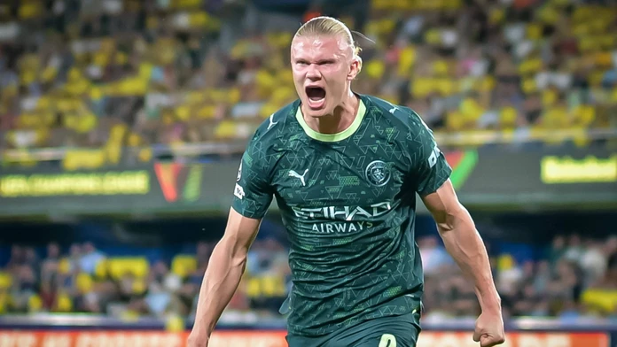 Erling Haaland oslavuje gól