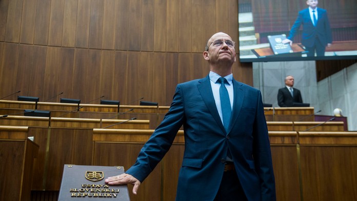 Jaroslav Spišiak skončil s autom v plote. Rozhodený a oslepený som zle reagoval, okomentoval súvislosti