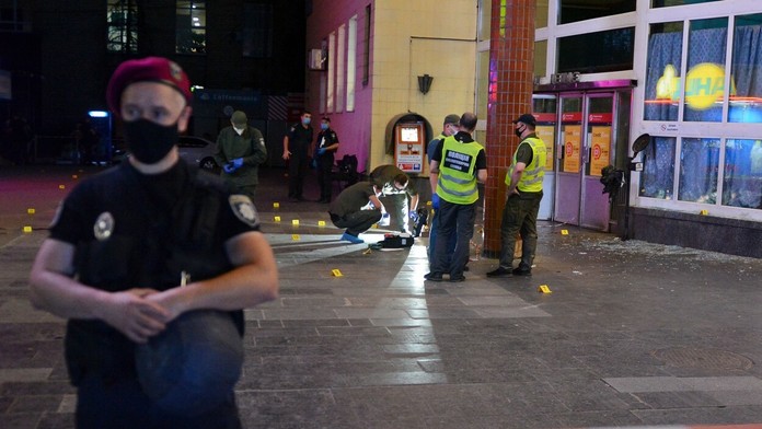 Na snímke sstaronový predseda SMERu-SD Robert Fico a nový podpredseda SMERu-SD Richard Takáč