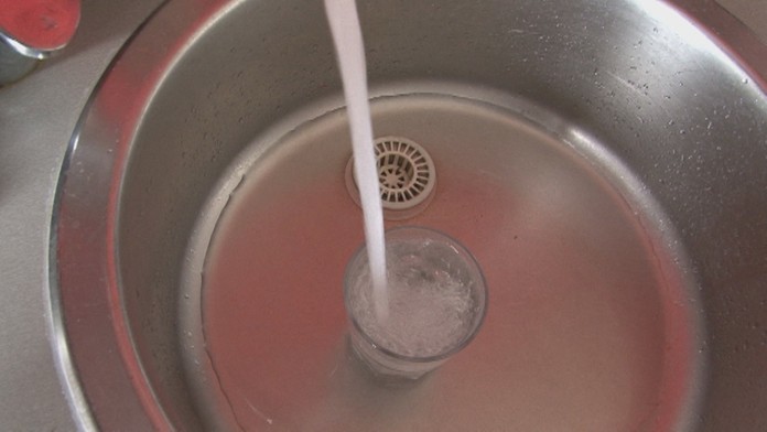 Veľká faktúra za vodu.