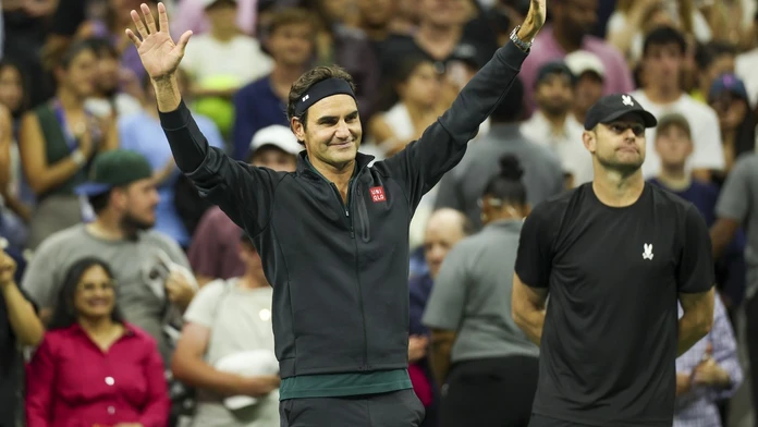 Úspešný návrat Federera na kurt. V exhibícii zdolal odvekého rivala