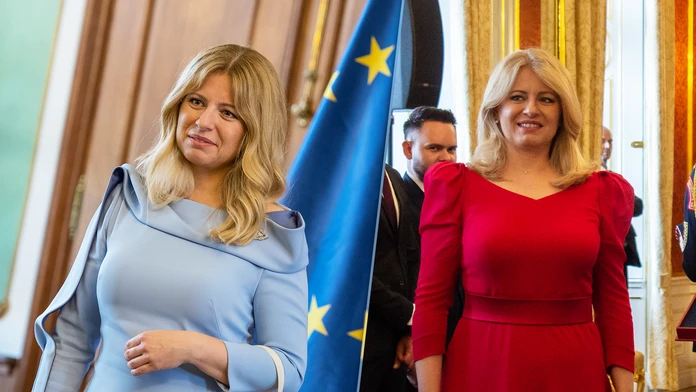 Zuzana Čaputová na začiatku a na konci svojho mandátu.