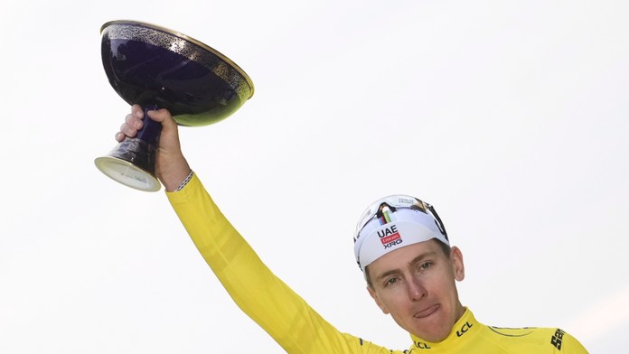 Tadej Pogačar sa po dominantnom triumfe priblížil legendám. Hviezdny Slovinec vyzdvihol rivalitu s Vingegaardom